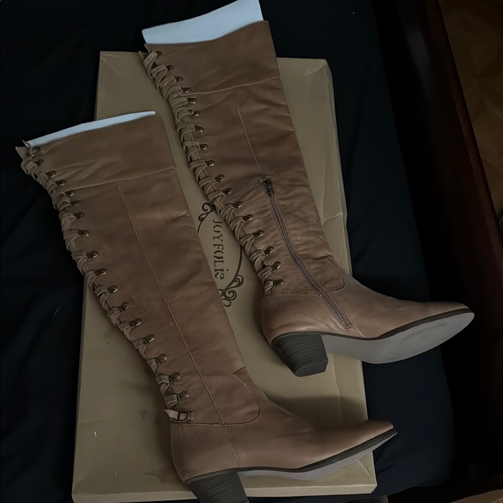 Women's Tan Tall Boots